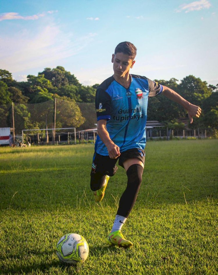 Atleta do Esporte Clube Caieiras de Aracruz viaja pra disputa de competição na Espanha